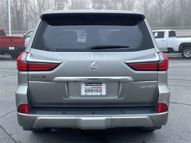 Used 2019 Lexus LX 570 4WD w/ Luxury Package image 4