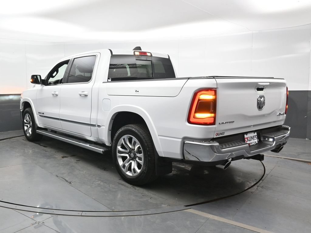 Used 2024 RAM 1500 Limited AWD/4WD image 9