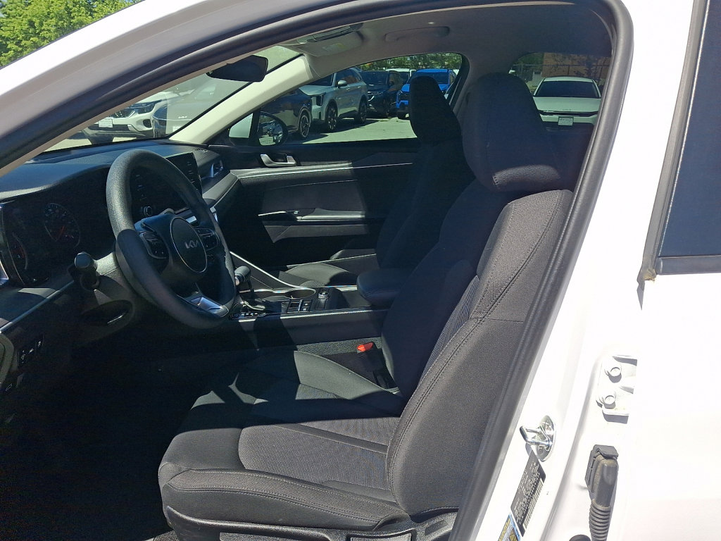 Used 2022 Kia K5 LXS FWD image 25