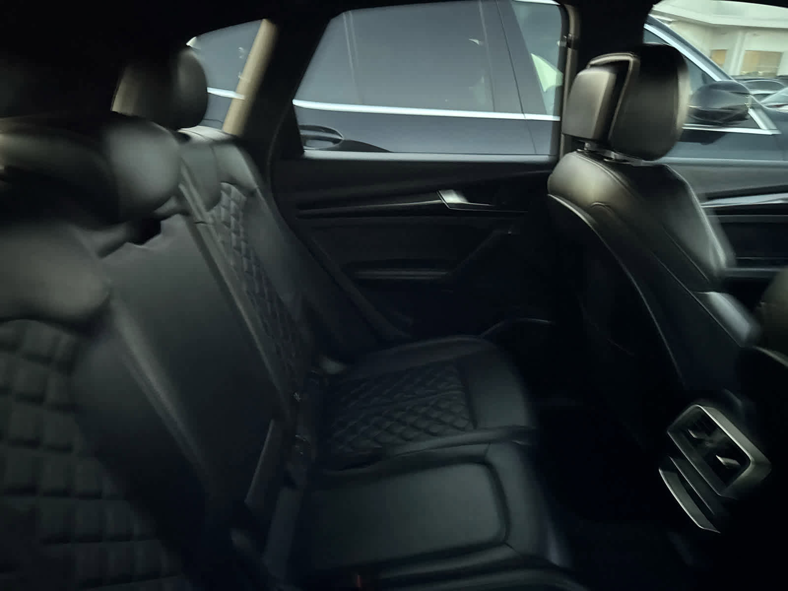 Used 2018 Audi SQ5 Prestige w/ Prestige Package image 8