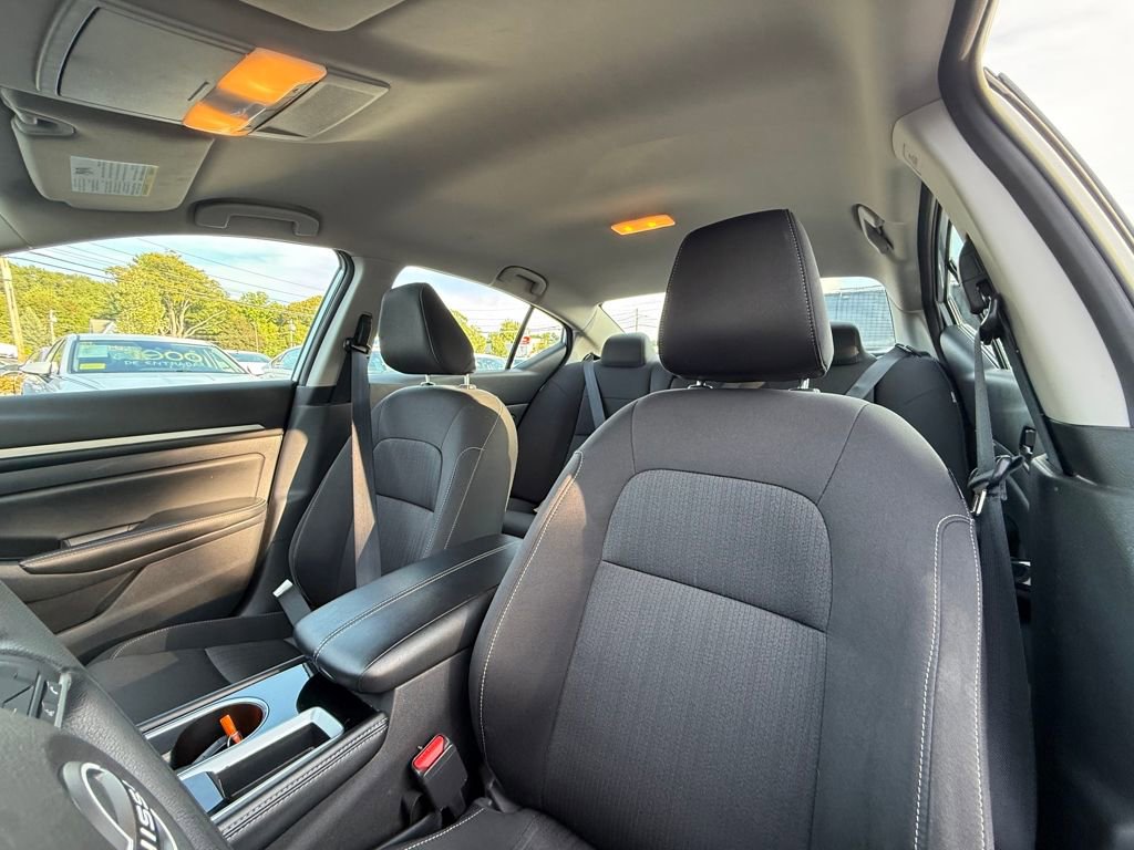 Used 2023 Nissan Altima 2.5 SV FWD image 25