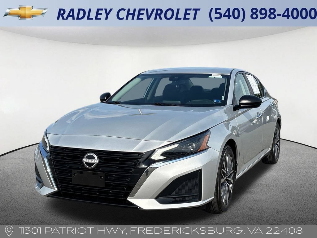 Used 2025 Nissan Altima 2.5 SV