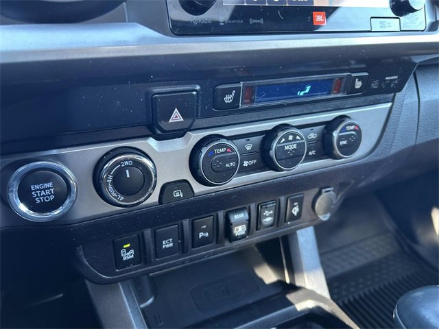 Used 2019 Toyota Tacoma Limited image 31
