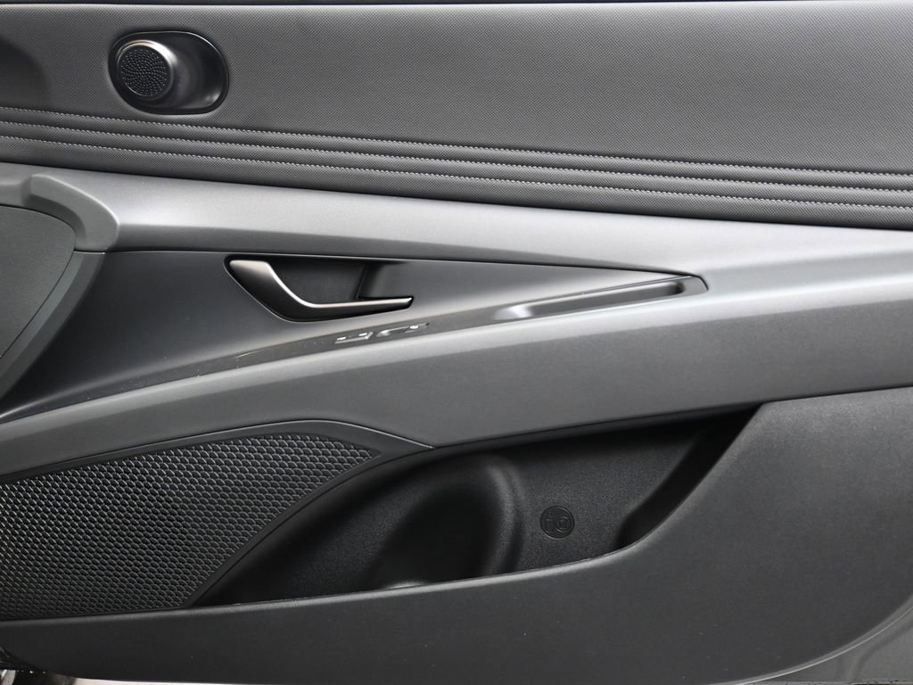 New 2026 Hyundai Elantra Sport w/ Cargo Package FWD image 11