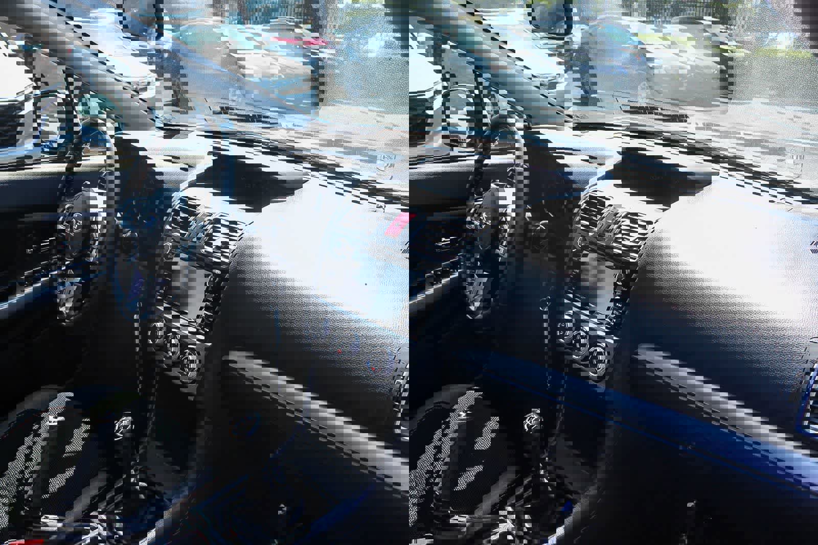 Used 2017 Subaru Crosstrek 2.0i Premium image 23