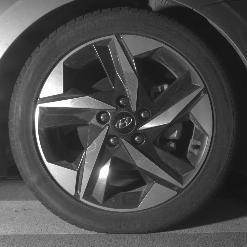 Used 2023 Hyundai Elantra Limited w/ Preferred Accessory Package image 10