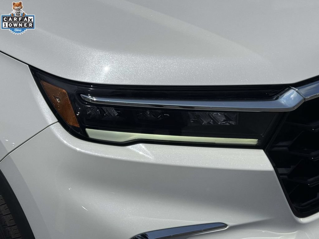 Used 2023 Honda Pilot Touring image 8