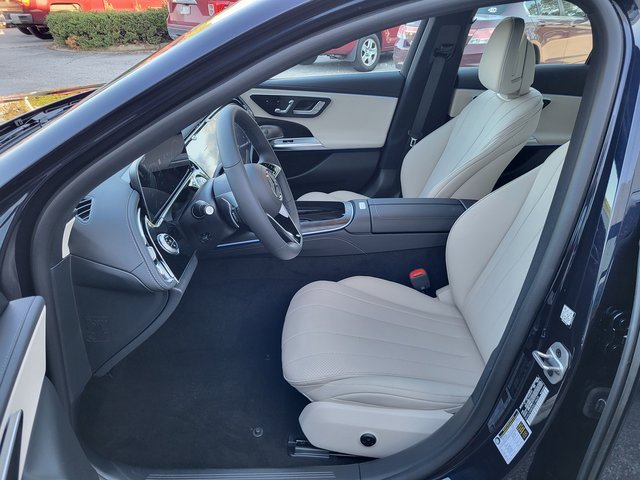 New 2025 Mercedes-Benz E 350 4MATIC Sedan image 12