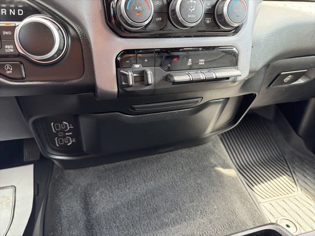Used 2023 RAM 1500 Big Horn AWD/4WD image 31