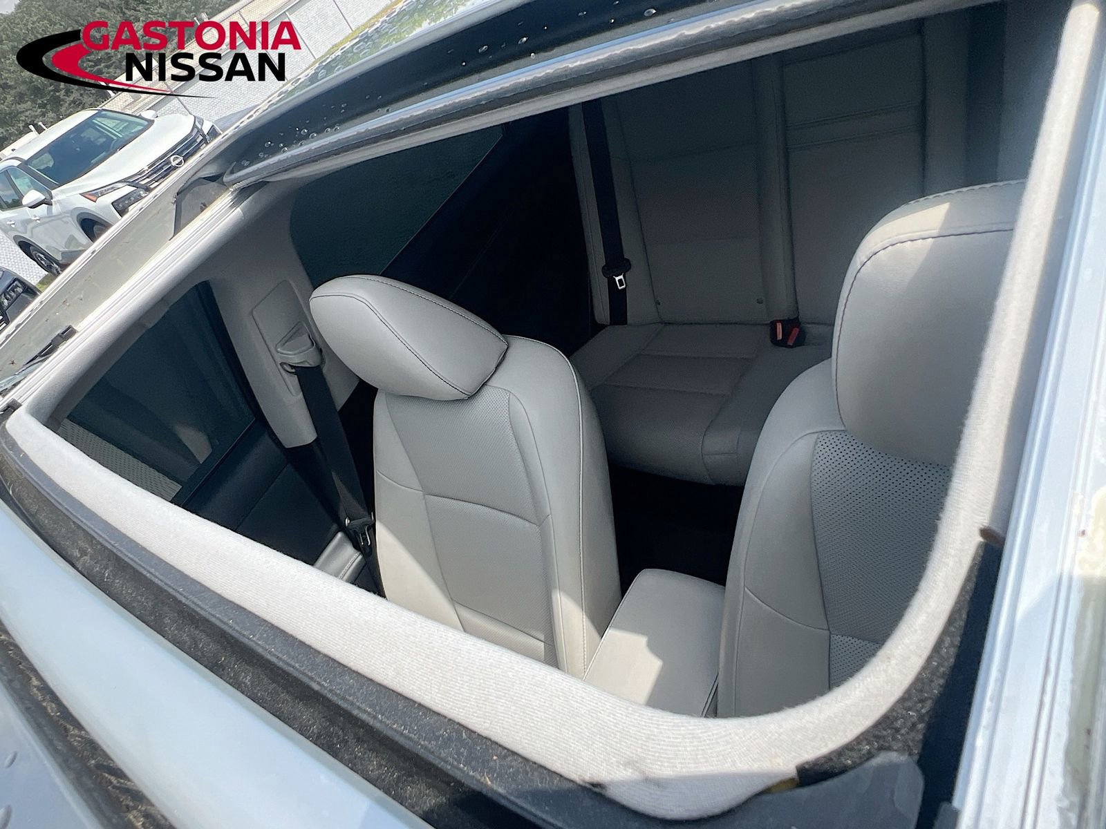 Used 2016 Lexus ES 350 w/ Premium Package w/Wood Trim FWD image 27