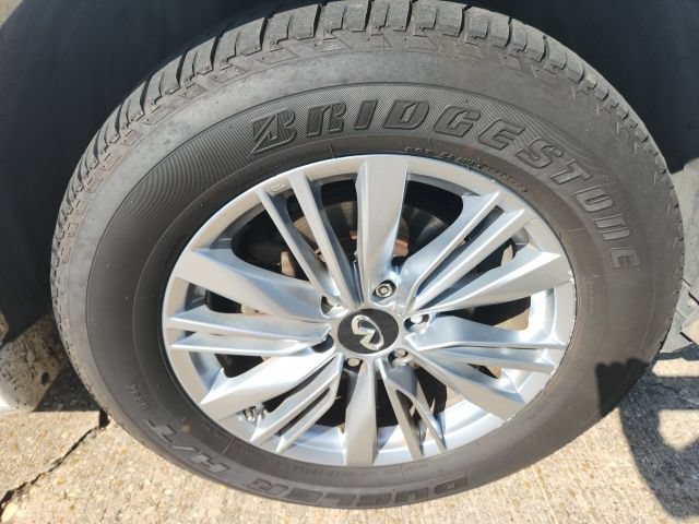 Used 2020 INFINITI QX80 Luxe w/ Cargo Package RWD image 12