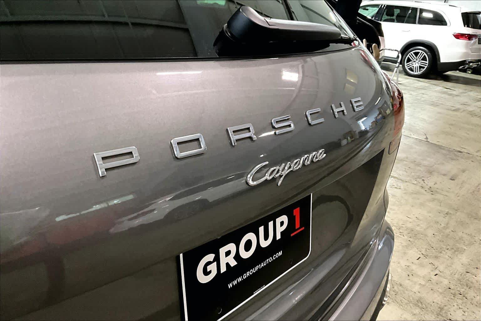 Used 2016 Porsche Cayenne AWD/4WD image 29
