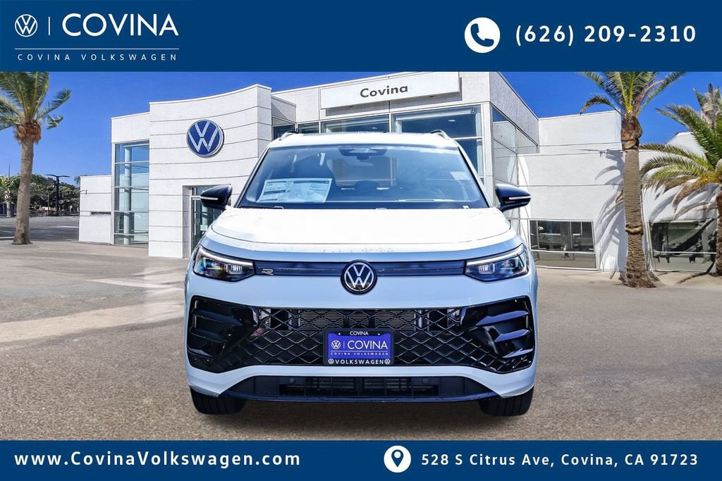 New 2026 Volkswagen Tiguan SE R-Line image 2