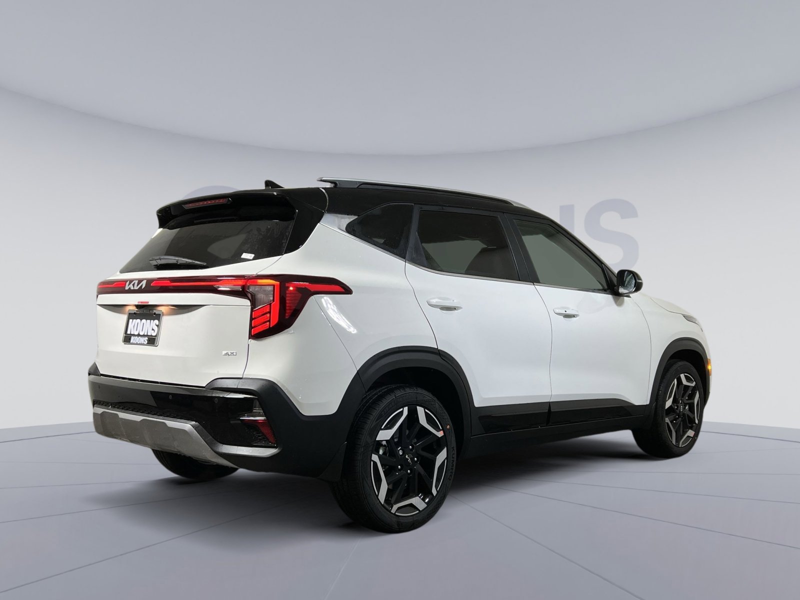New 2026 Kia Seltos SX image 5