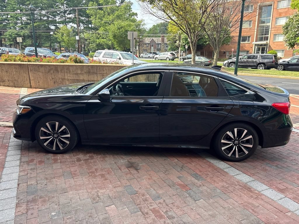 Used 2023 Honda Civic EX image 6