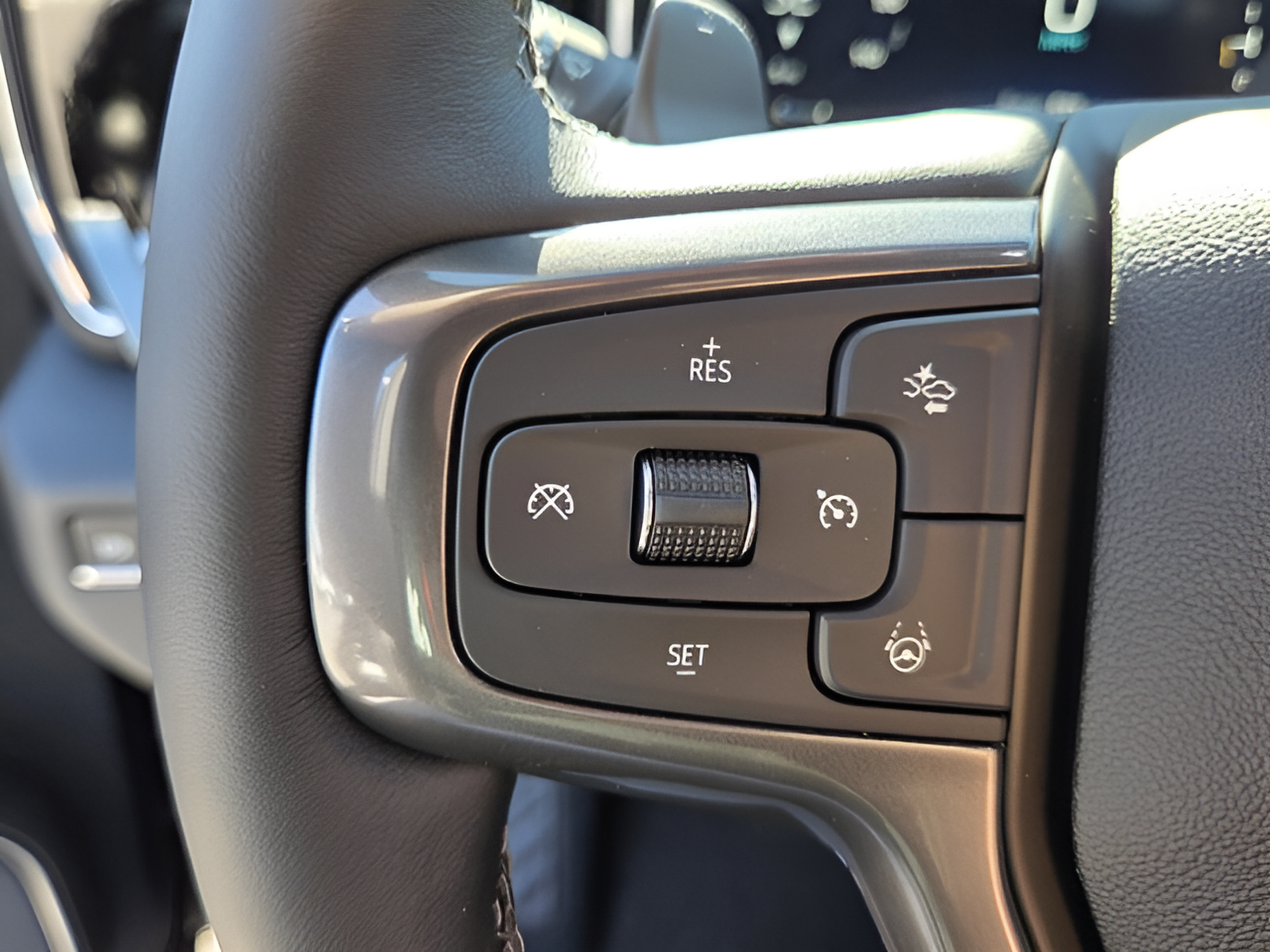 New 2026 Chevrolet Silverado 1500 High Country w/ Technology Package AWD/4WD image 25