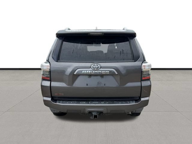 Used 2016 Toyota 4Runner SR5 Premium RWD image 6
