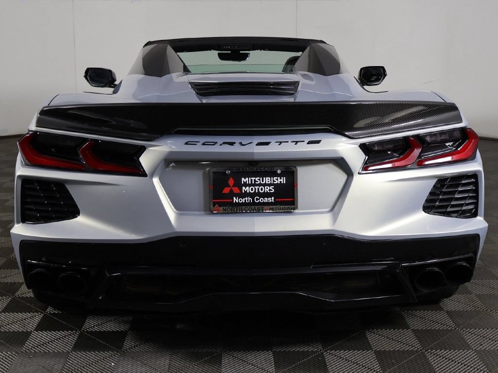 Used 2021 Chevrolet Corvette Stingray Premium Conv w/ Z51 Performance Package RWD image 15