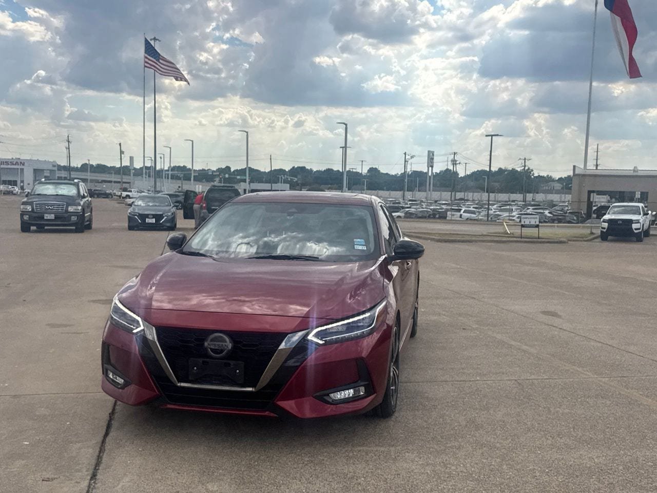Certified 2023 Nissan Sentra SR w/ SR Premium Package FWD image 7