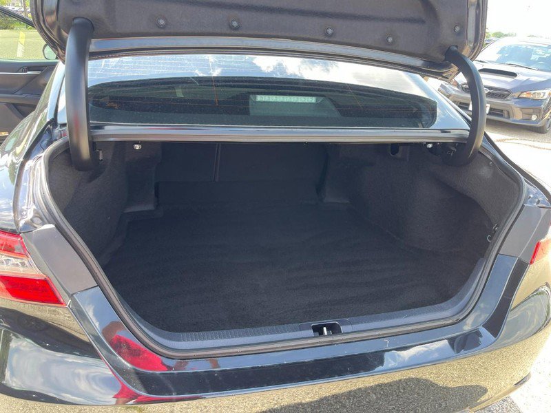 Used 2024 Toyota Camry XSE image 16