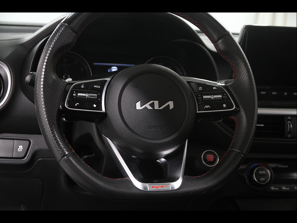 Used 2022 Kia Forte GT w/ GT2 Package FWD image 7
