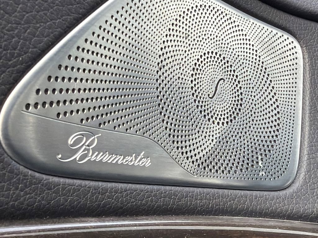 Used 2015 Mercedes-Benz S 550 Sedan w/ Premium 1 Package image 34