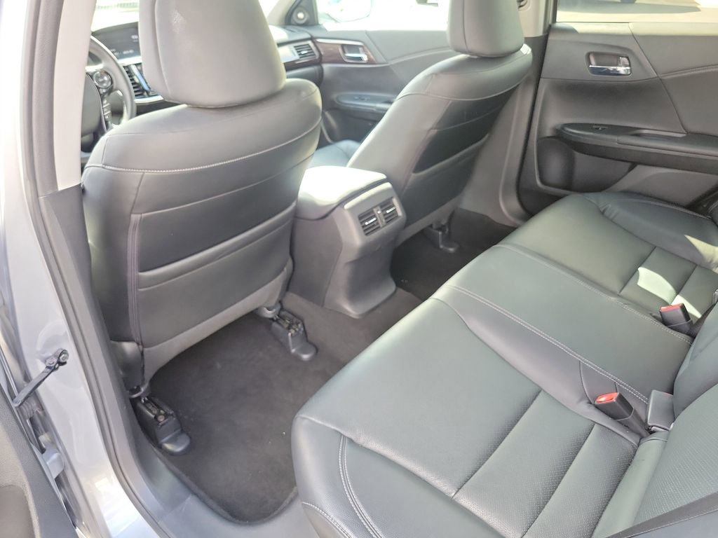 Used 2016 Honda Accord EX-L image 13