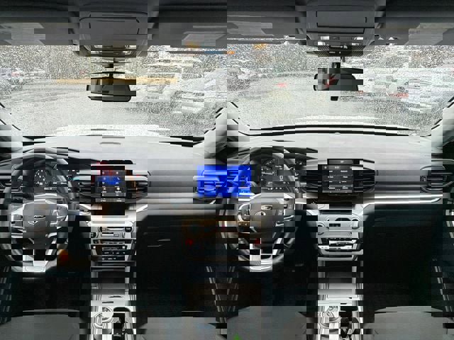 Used 2021 Ford Explorer XLT image 24