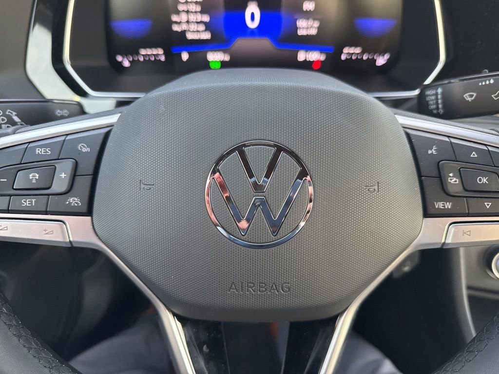 Used 2023 Volkswagen Jetta Sport image 40