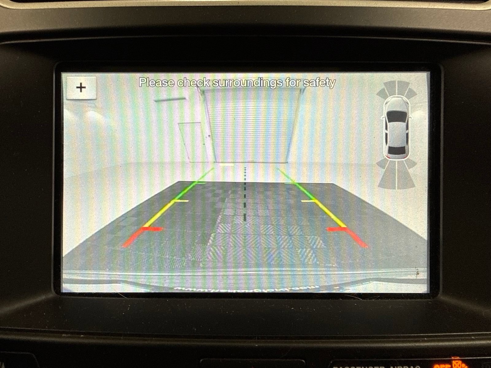Used 2018 Ford Explorer XLT w/ Equipment Group 202A FWD image 17