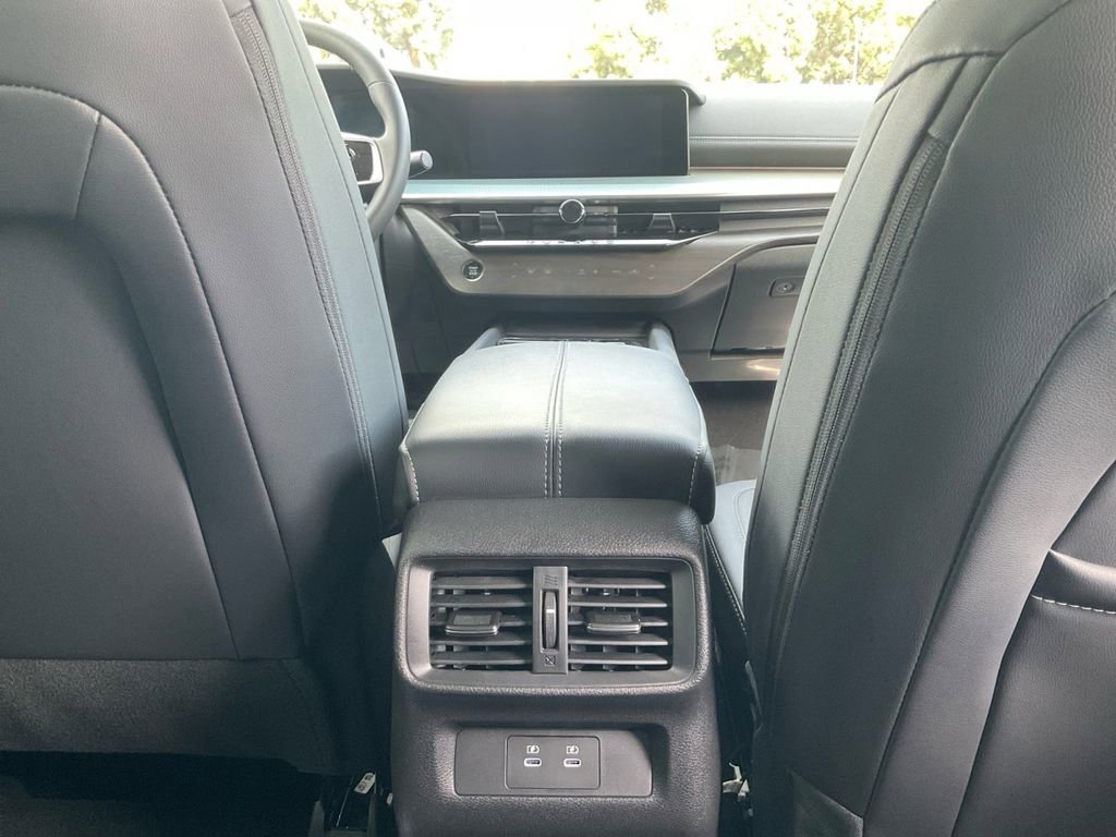 Used 2025 Nissan Murano SL w/ Cargo Package image 29