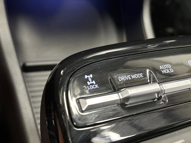 Used 2025 Hyundai Tucson Limited image 24