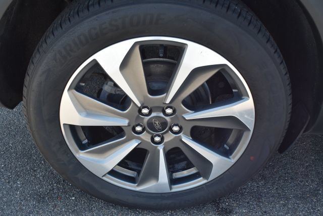 Used 2023 Ford Escape Platinum AWD/4WD image 47
