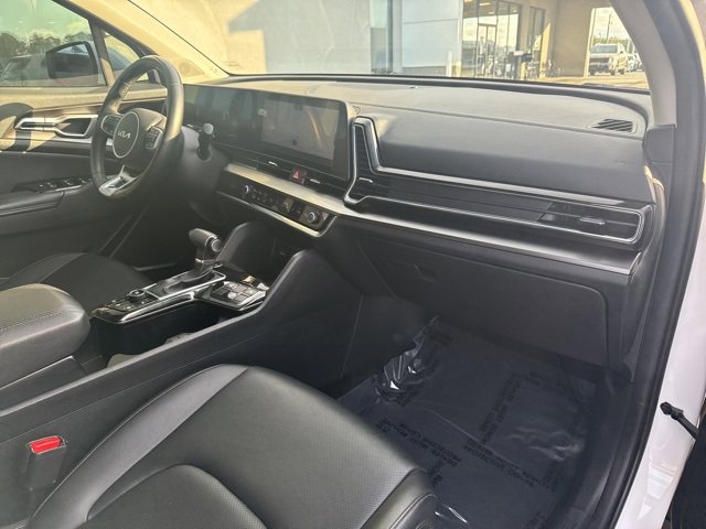 Used 2023 Kia Sportage EX image 19