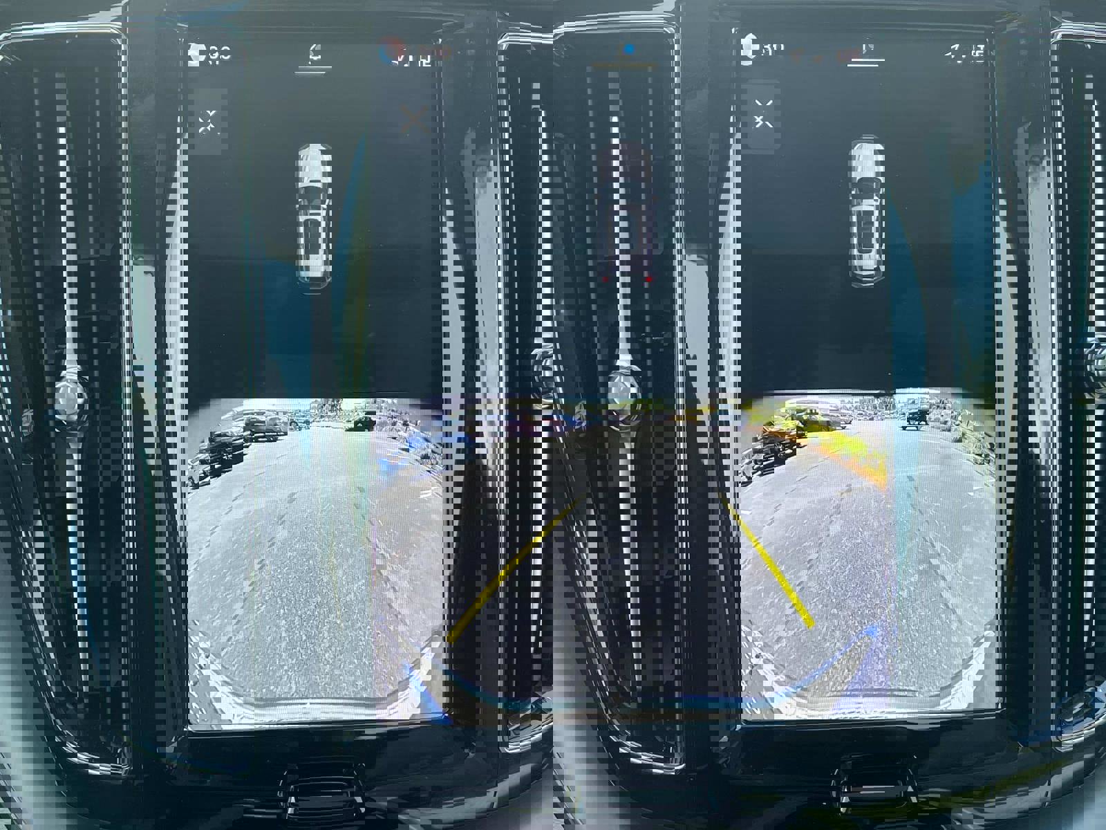 Used 2024 Volvo XC60 B5 Core w/ Protection Package Premier AWD/4WD image 27