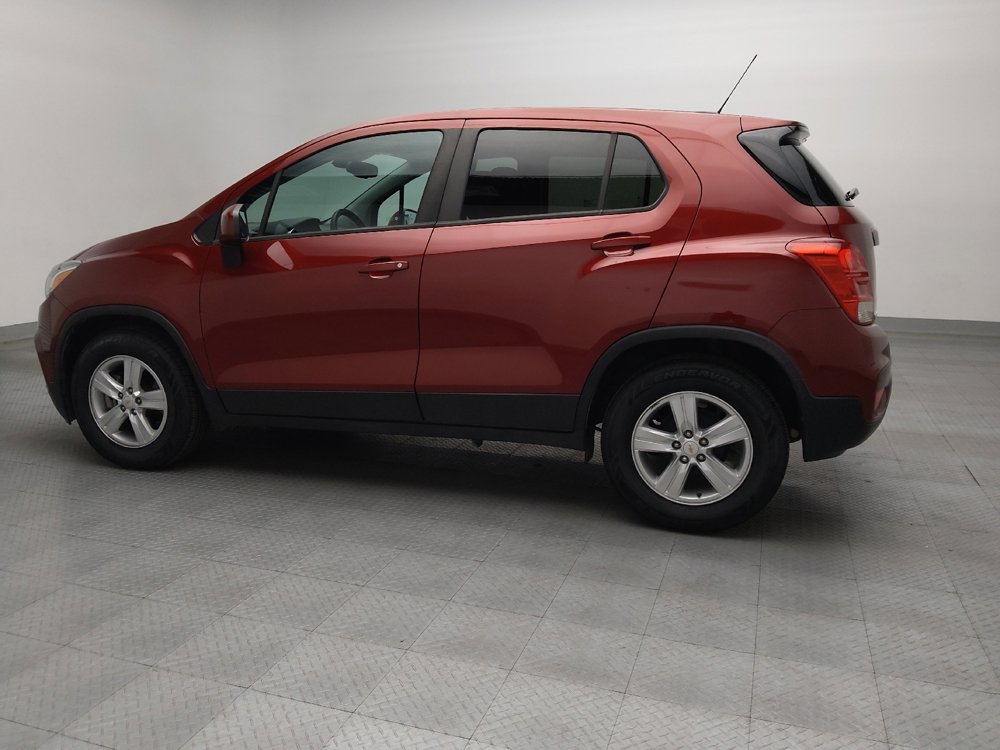 Used 2021 Chevrolet Trax LS w/ Tint and Cruise Package image 3