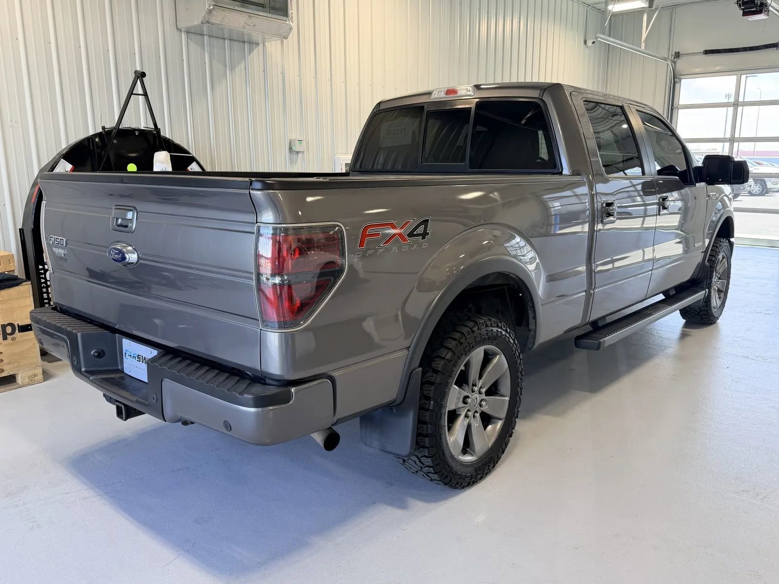 Used 2014 Ford F150 FX4 w/ Equipment Group 402A Luxury AWD/4WD image 3