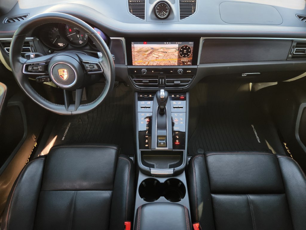 Used 2022 Porsche Macan GTS AWD/4WD image 24