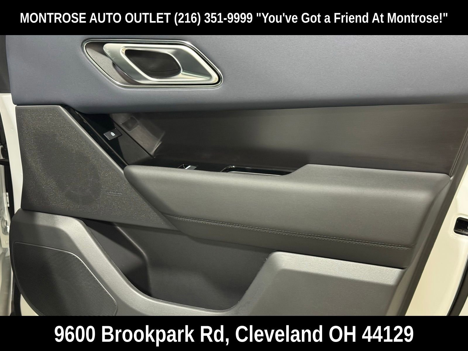 New 2026 Land Rover Range Rover Velar Dynamic SE image 43