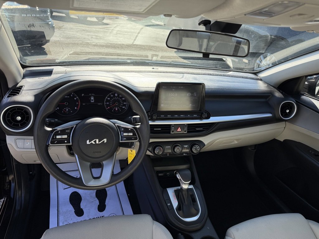 Used 2023 Kia Forte LXS w/ LXS Technology Package image 15