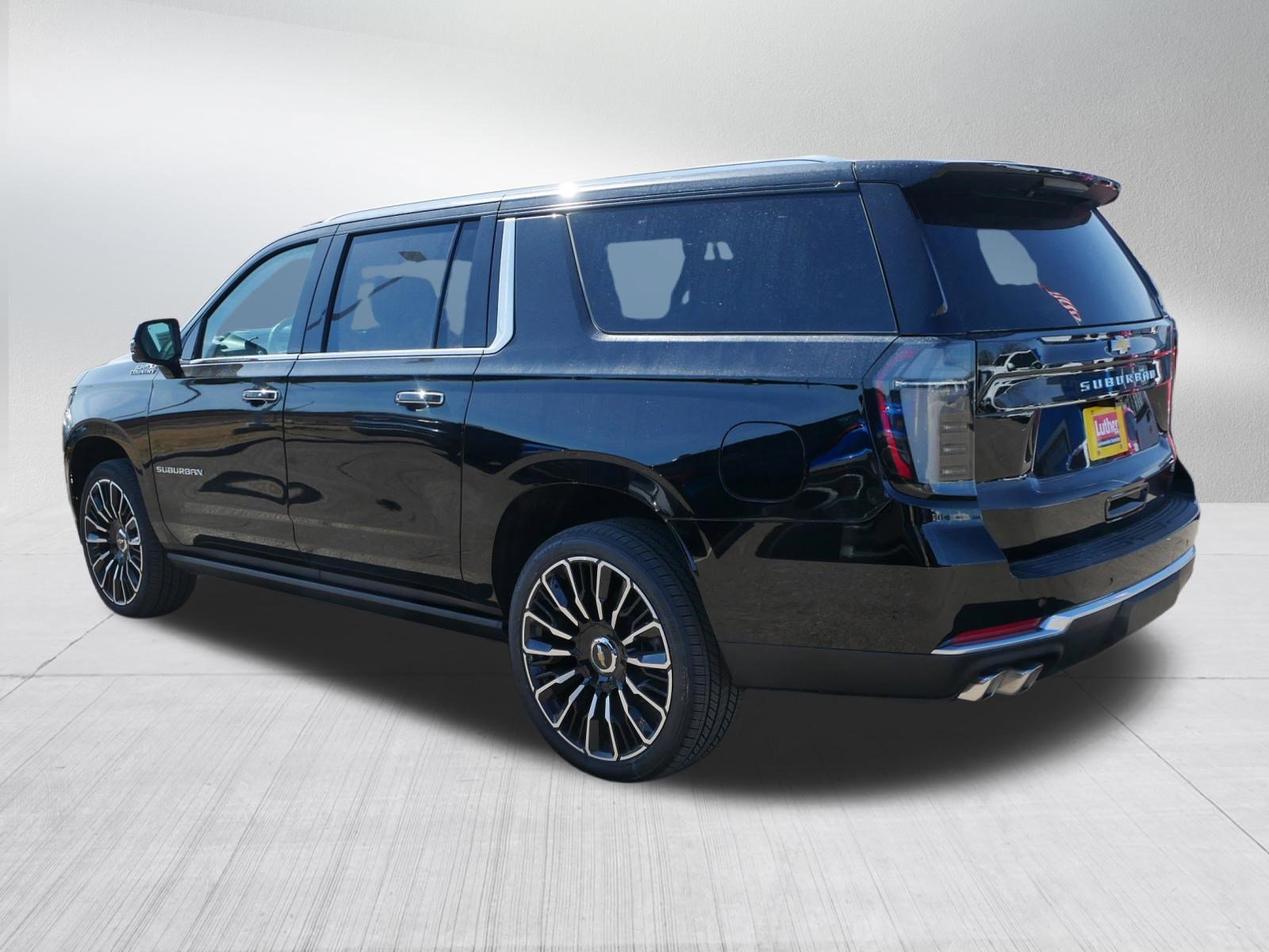 New 2026 Chevrolet Suburban High Country AWD/4WD video 2