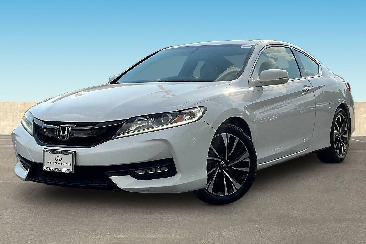 Used 2017 Honda Accord EX-L image 3