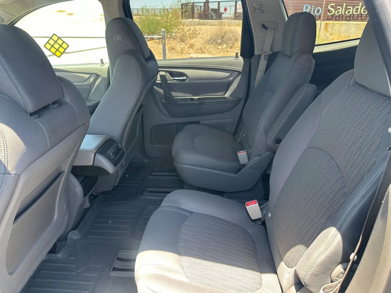 Used 2017 Chevrolet Traverse LT FWD image 13