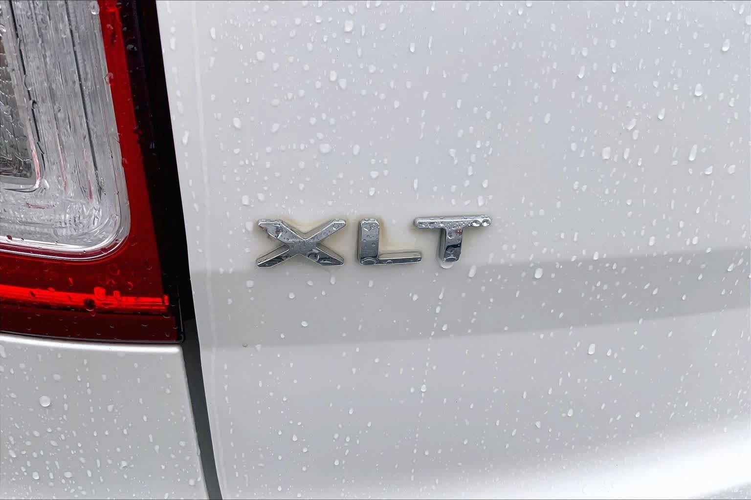 Used 2012 Ford Explorer XLT FWD image 29