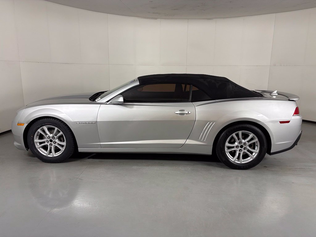 Used 2015 Chevrolet Camaro LT RWD image 5