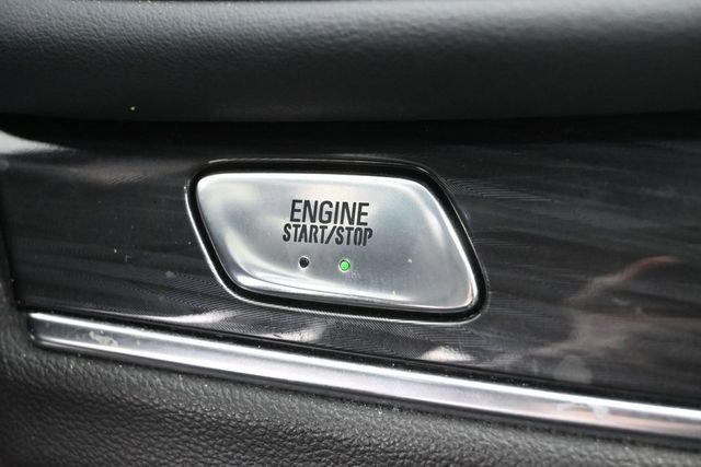 Used 2019 Buick Enclave Premium w/ Experience Buick Package AWD/4WD image 29