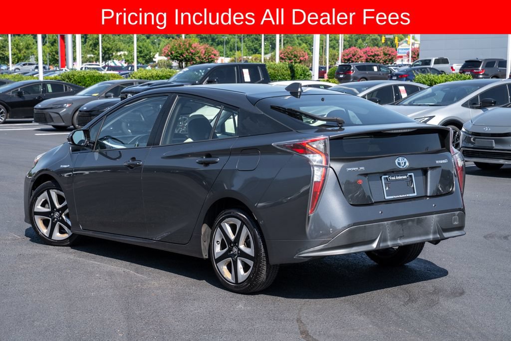 Used 2016 Toyota Prius Four Touring w/ Premium Convenience Package FWD image 3