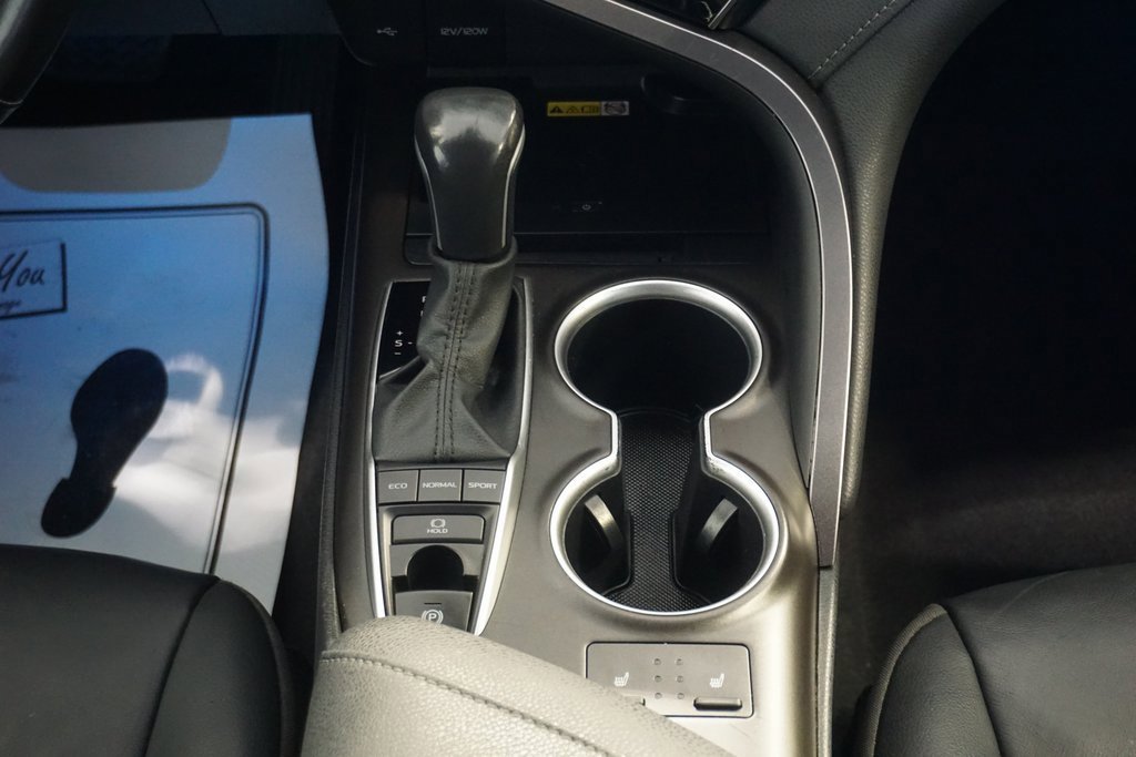 Used 2023 Toyota Camry XLE image 32