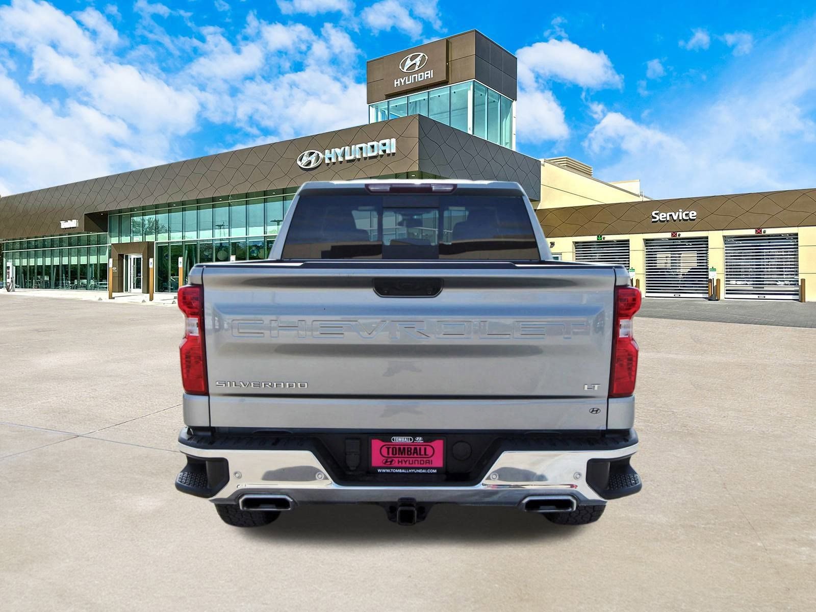 Used 2024 Chevrolet Silverado 1500 LT w/ Z71 Off-Road Package image 7