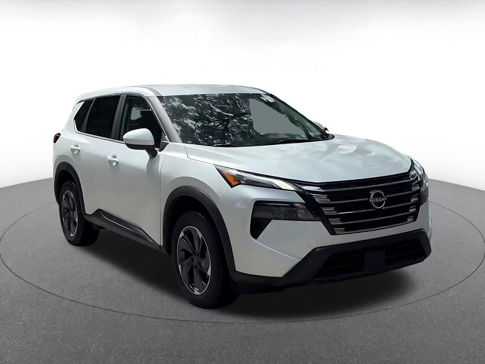 Used 2025 Nissan Rogue SV FWD image 3